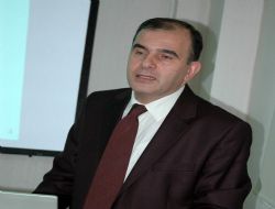 Erzurumlu Akdağ'a duacı